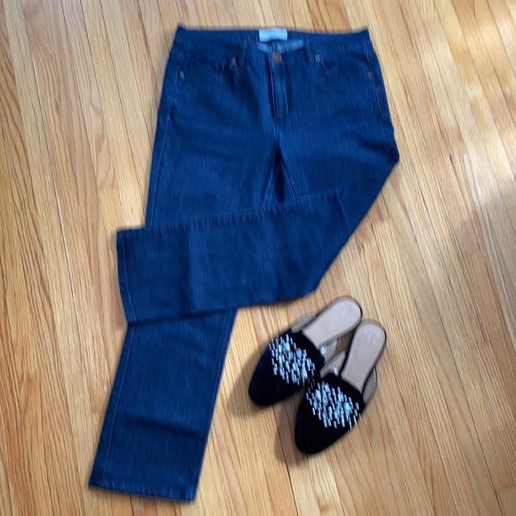 Loft dark wash modern kick crop jeans - Picture 3 of 6